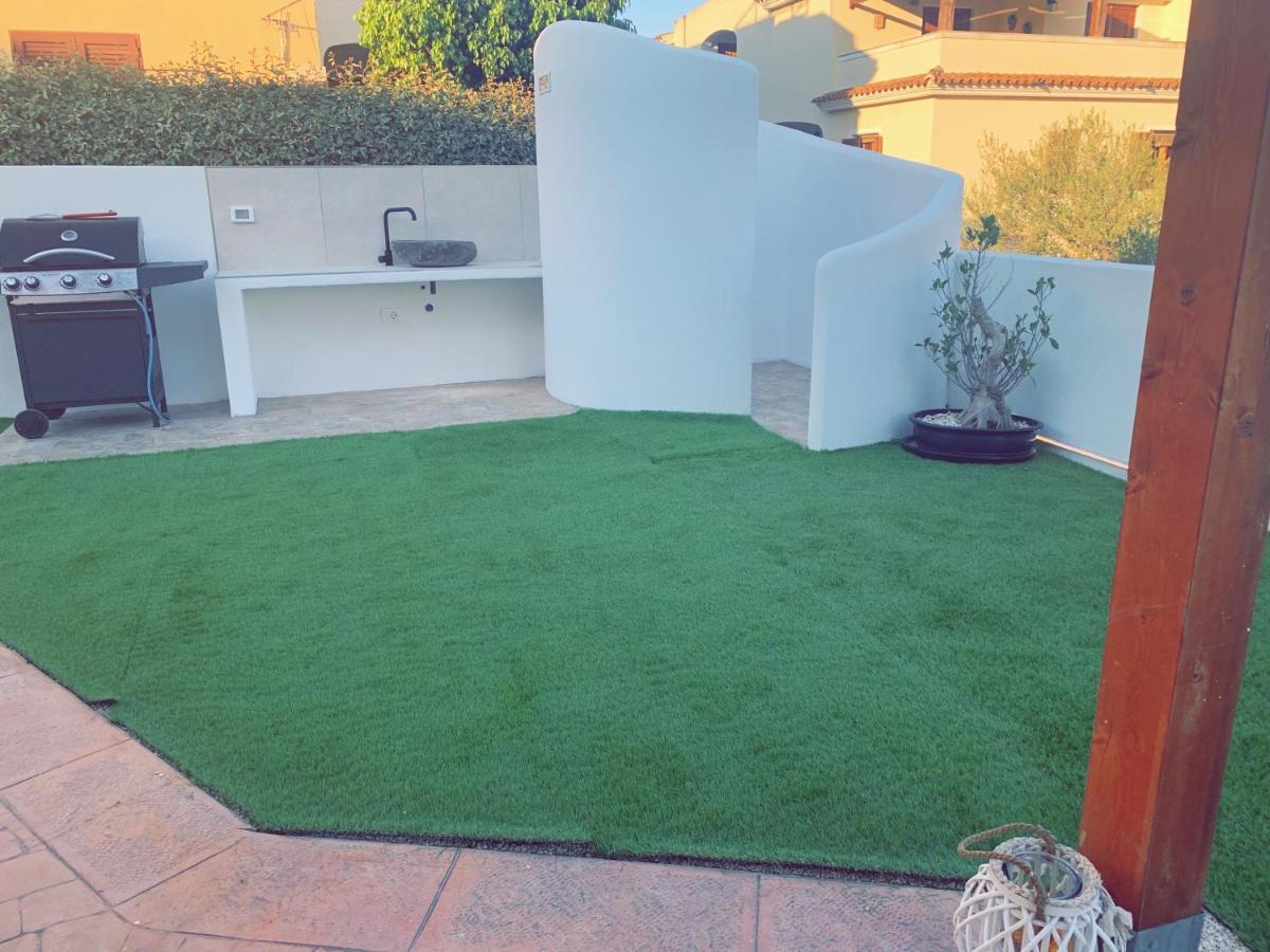 Apartmán Le Residenze Del Mare Monolocale N2 La Caletta Exteriér fotografie